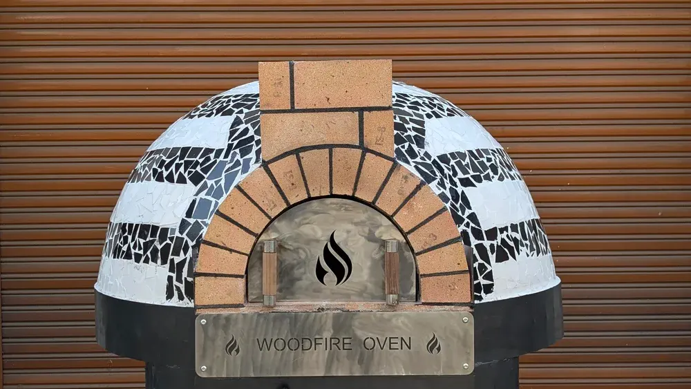 Neapolitan Wood & Gas Fired Dome Style Pizza Oven with Trolley 2 to 4 Pizza 12 Inch 4